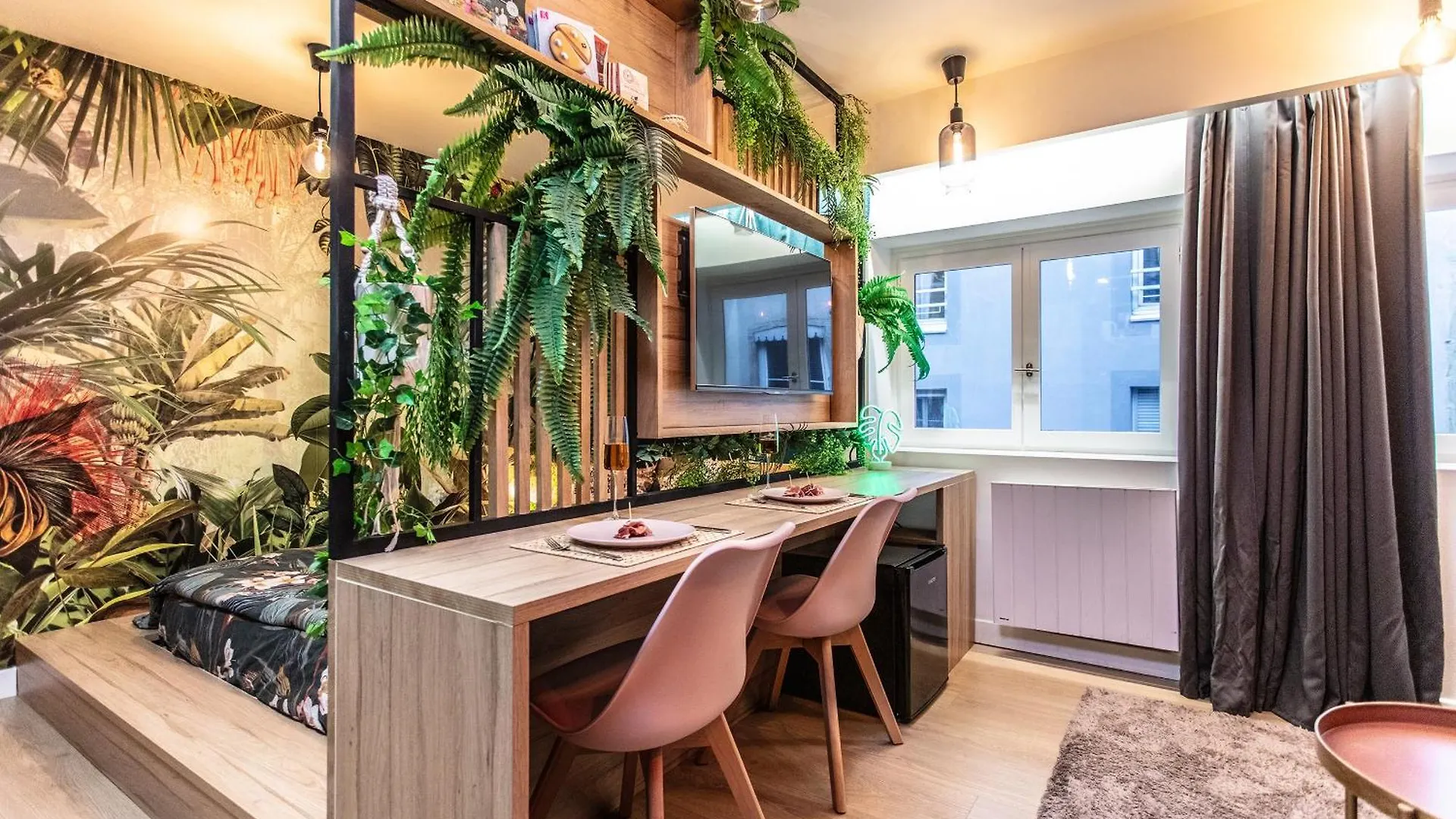 Tropical Jacuzzi Oasis - Terreaux Appartement Lyon